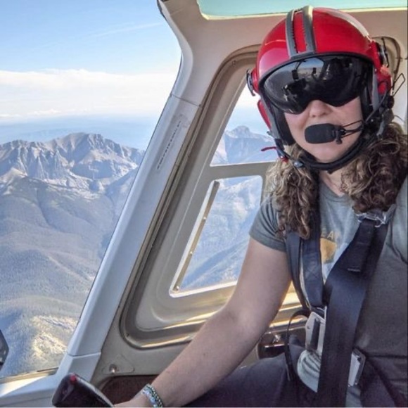 Meet your Posher, Lisa - Picture 1 of 1